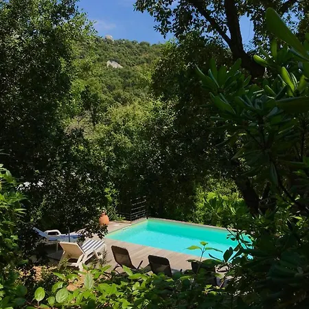 Simple Life In Provence Ιέρ